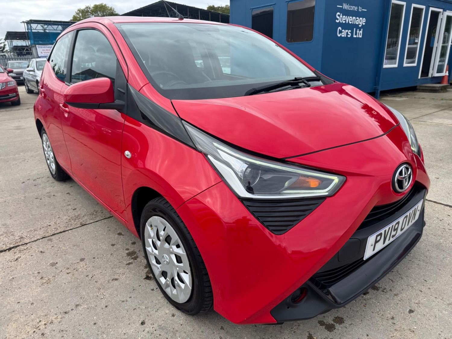 Used Toyota AYGO 2019 for sale - 76995576: Photo 2