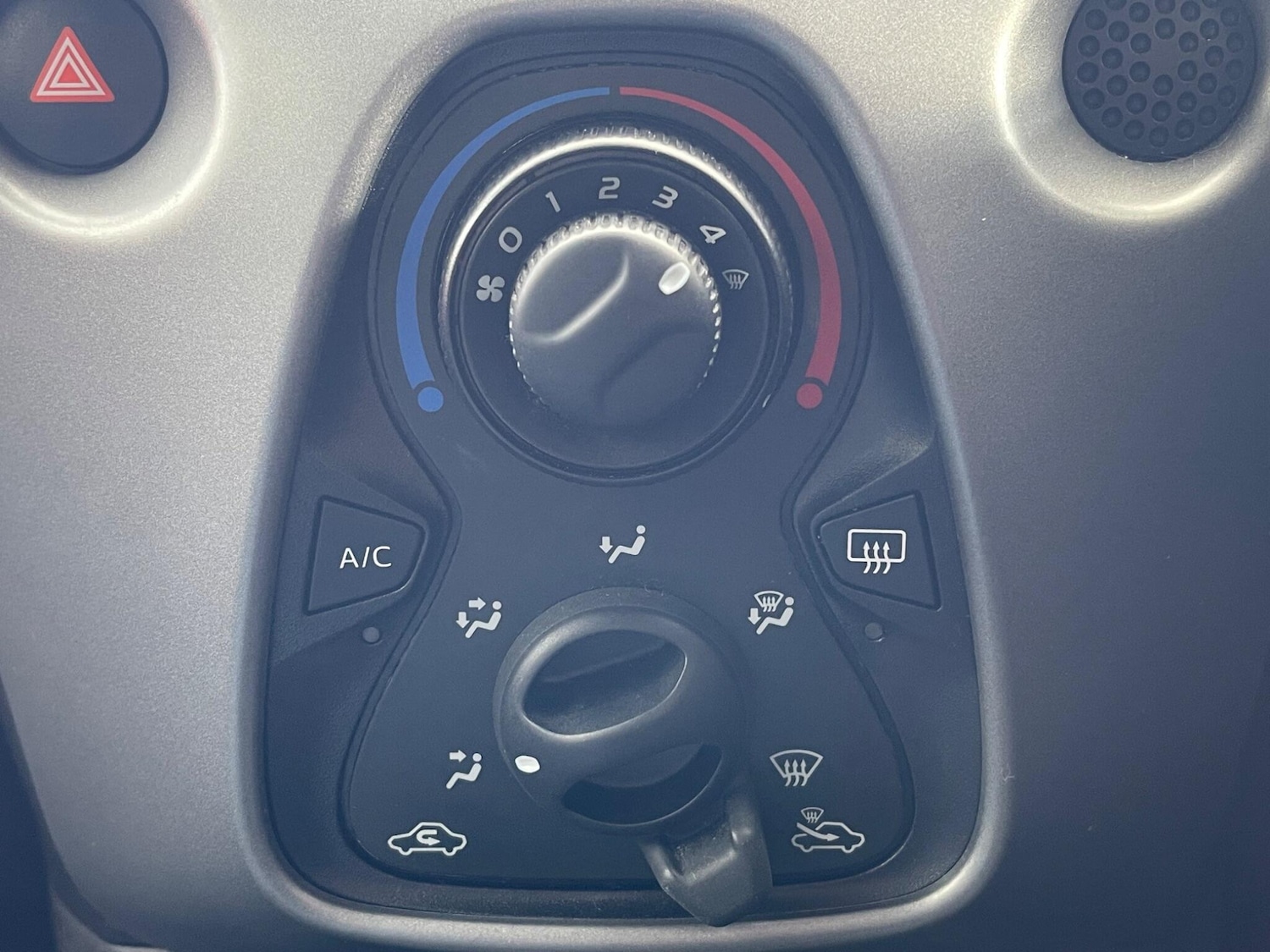 Used Toyota AYGO 2019 for sale - 76995576: Photo 21