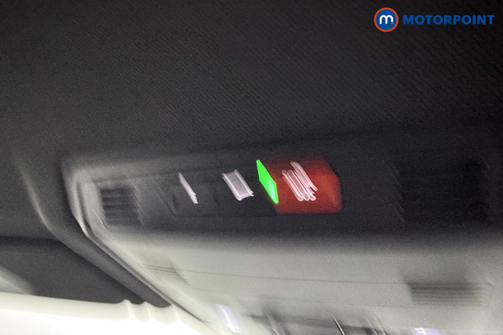 Used Volkswagen T-Roc 2024 for sale - 76933776: Photo 20