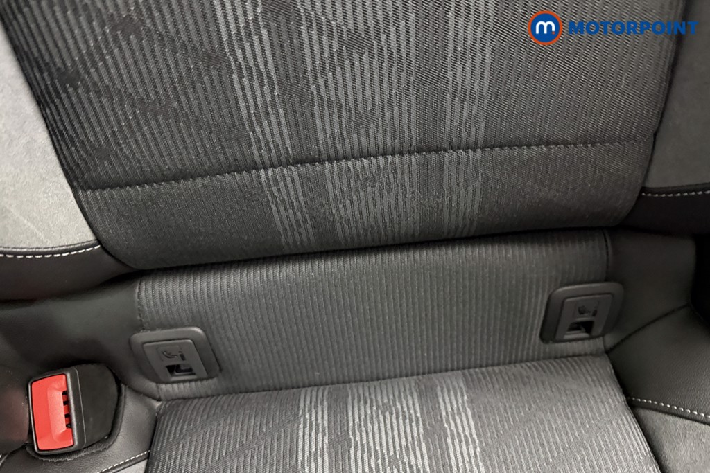 Used Volkswagen T-Roc 2024 for sale - 76933776: Photo 25