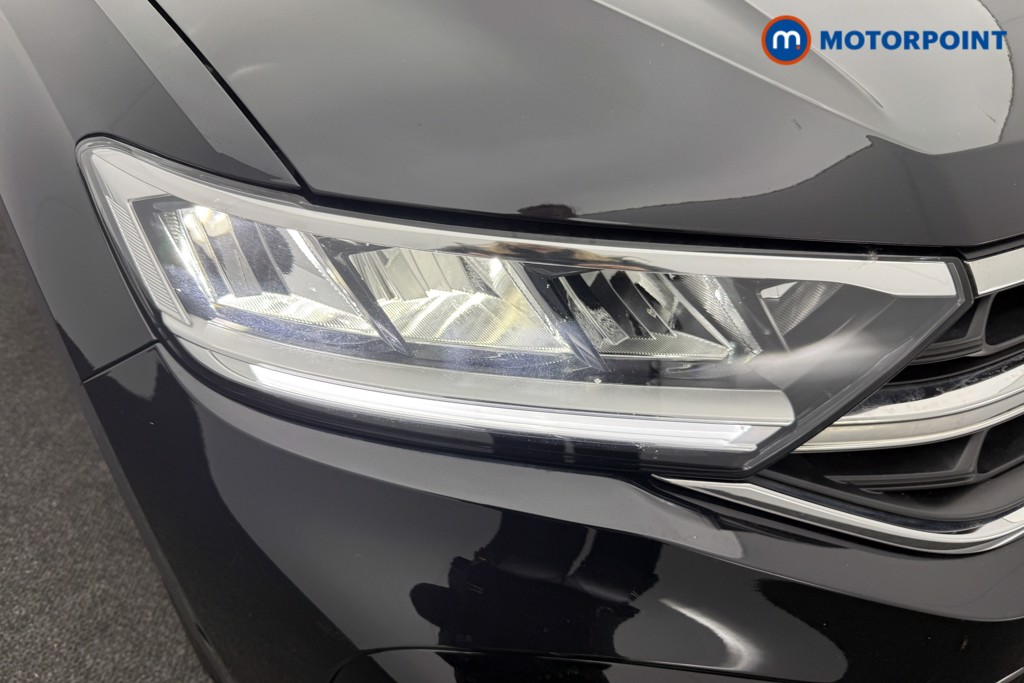 Used Volkswagen T-Roc 2024 for sale - 76933776: Photo 30