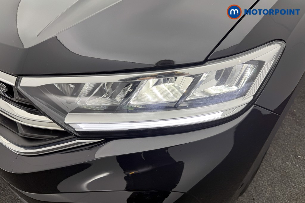 Used Volkswagen T-Roc 2024 for sale - 76933776: Photo 31