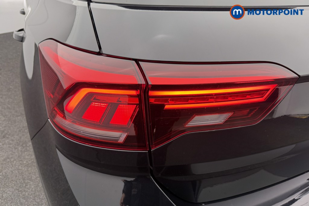 Used Volkswagen T-Roc 2024 for sale - 76933776: Photo 32