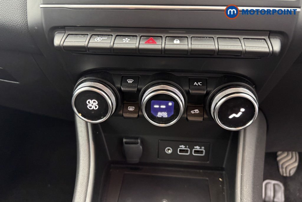 Used Renault Captur 2024 for sale - 76682009: Photo 16