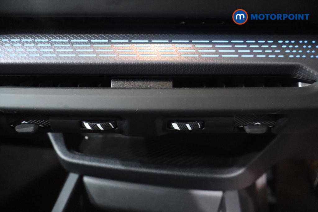 Used BMW 1 Series 2025 for sale - 76878731: Photo 11