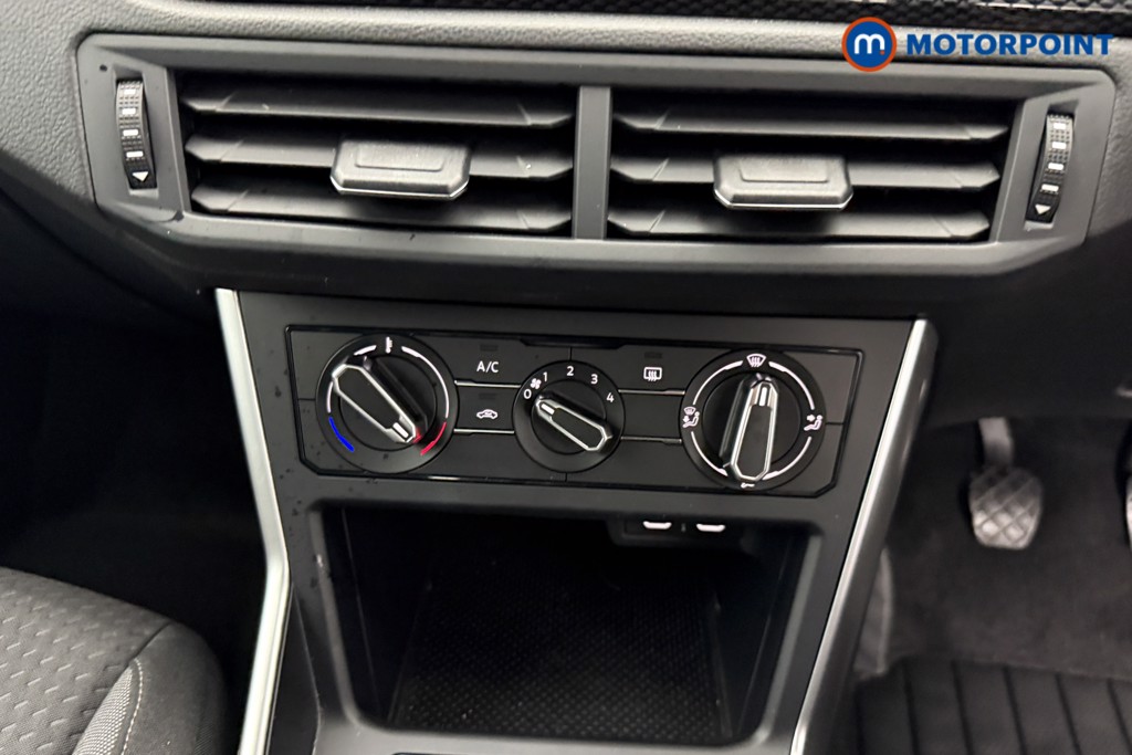 Used Volkswagen Polo 2024 for sale - 77045957: Photo 20