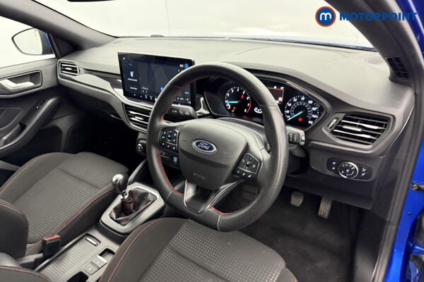 Used Ford Focus 2023 for sale - 76046816: Photo 12