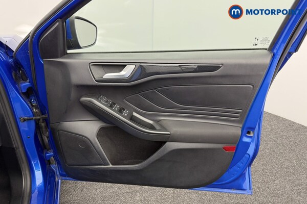 Used Ford Focus 2023 for sale - 76046816: Photo 24