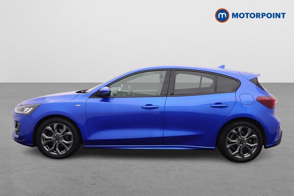 Used Ford Focus 2023 for sale - 76046816: Photo 4