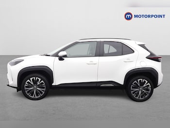 Used Toyota Yaris Cross 2022 for sale - 75930548: Photo