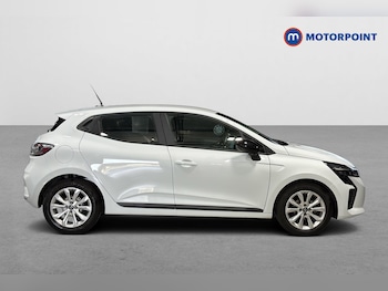 Used Renault Clio 2024 for sale - 79460287: Photo