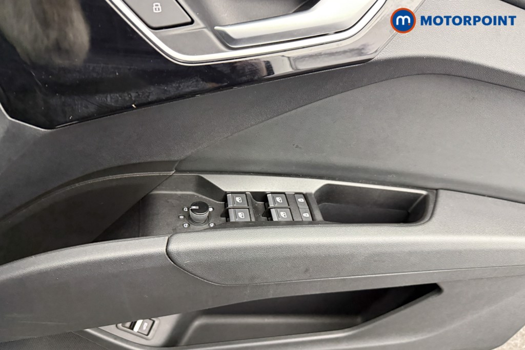 Used Audi Q4 e-tron 2023 for sale - 77171170: Photo 23