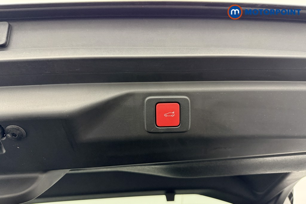 Used Peugeot 3008 2024 for sale - 76412937: Photo 37