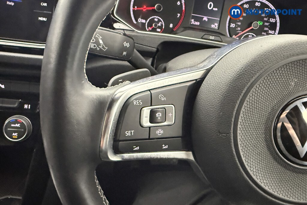 Used Volkswagen T-Roc for sale - 78143971: Photo 16