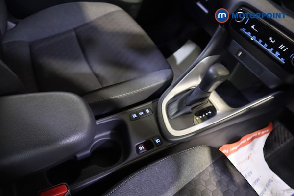 Used Toyota Yaris 2022 for sale - 76244924: Photo 15