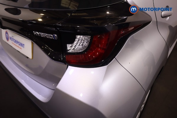 Used Toyota Yaris 2022 for sale - 76244924: Photo 34