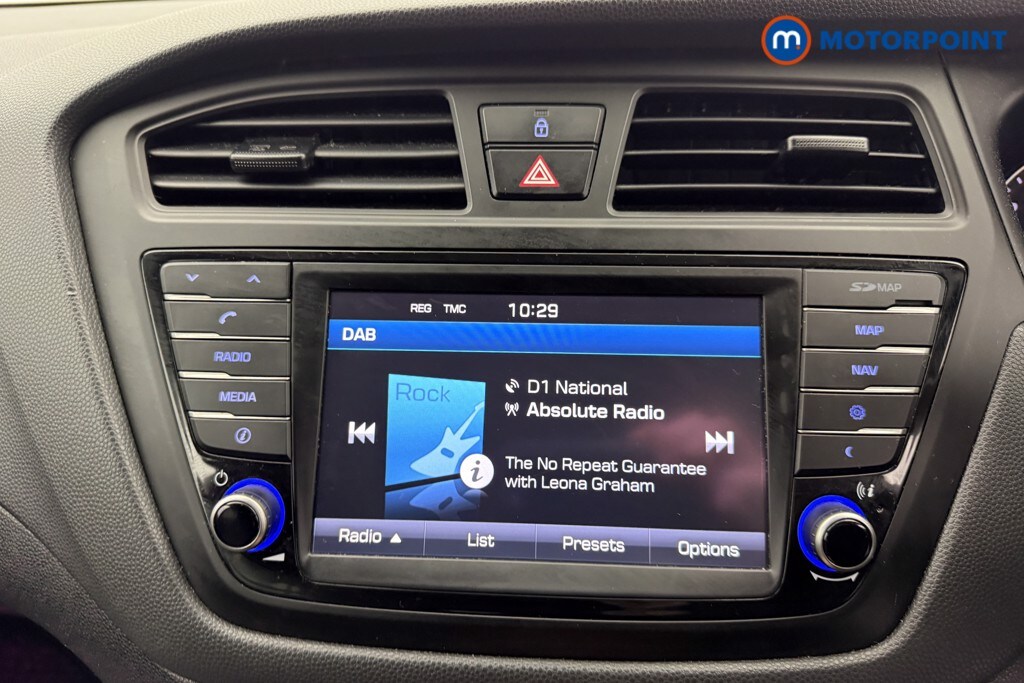 Used Hyundai i20 2018 for sale - 77650722: Photo 14