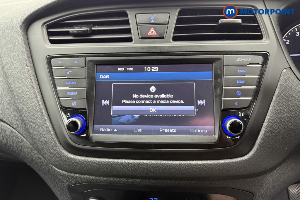 Used Hyundai i20 2018 for sale - 77650722: Photo 15