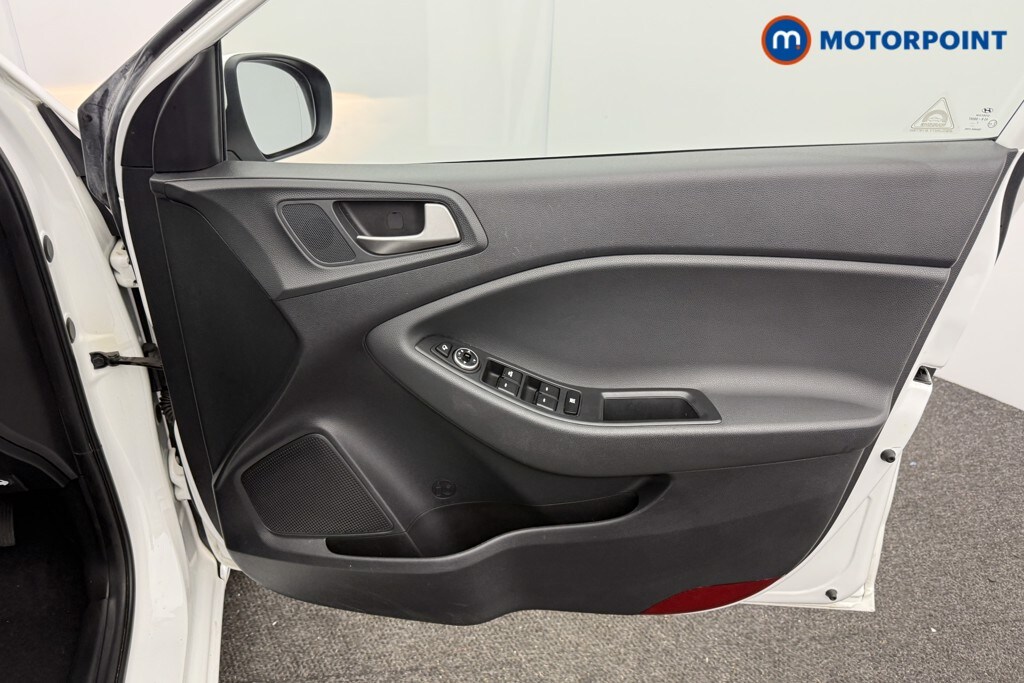 Used Hyundai i20 2018 for sale - 77650722: Photo 25