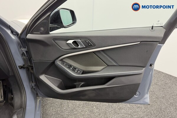 Used BMW 1 Series 2024 for sale - 76303353: Photo 28