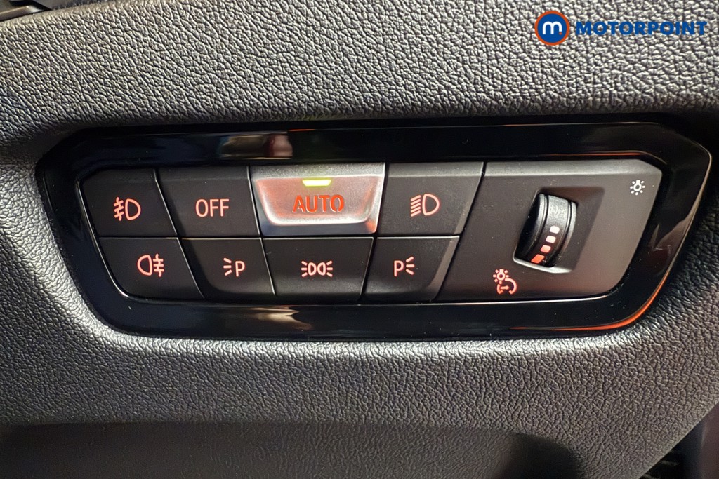 Used BMW 3 Series 2021 for sale - 76491273: Photo 27