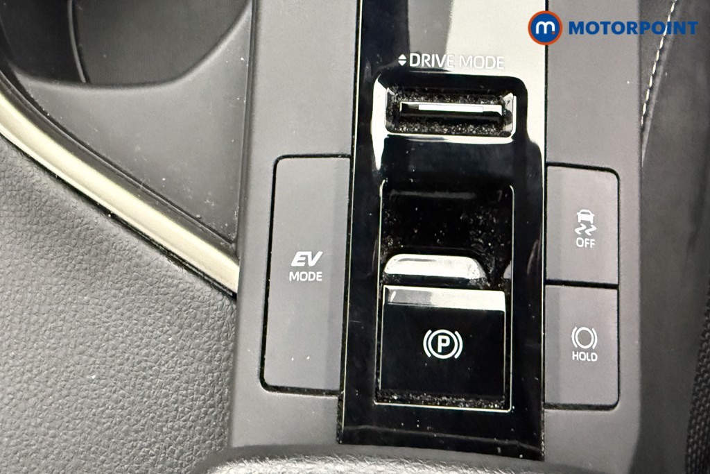 Used Toyota C-HR 2024 for sale - 76394892: Photo 19