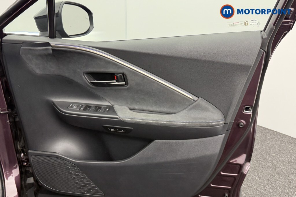 Used Toyota C-HR 2024 for sale - 76394892: Photo 25