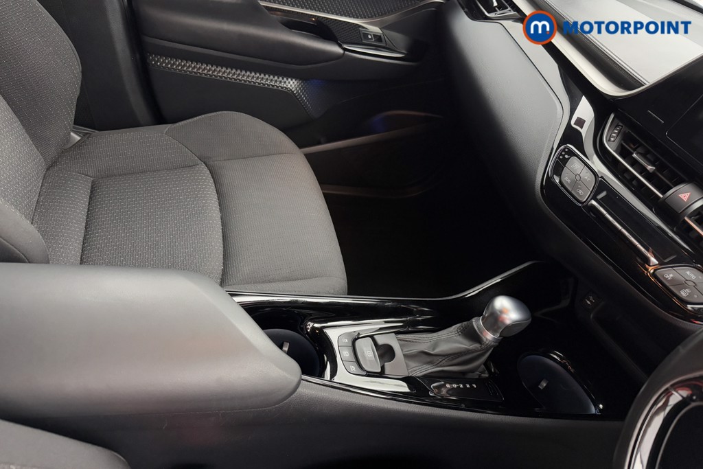 Used Toyota C-HR 2019 for sale - 77020174: Photo 26