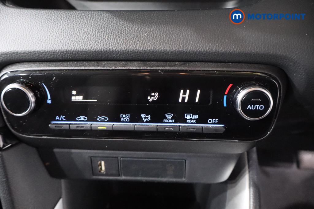 Used Toyota Yaris 2020 for sale - 76984940: Photo 11