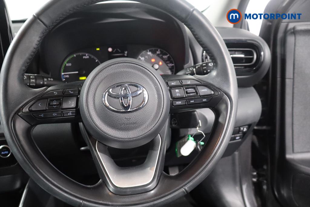 Used Toyota Yaris 2020 for sale - 76984940: Photo 13