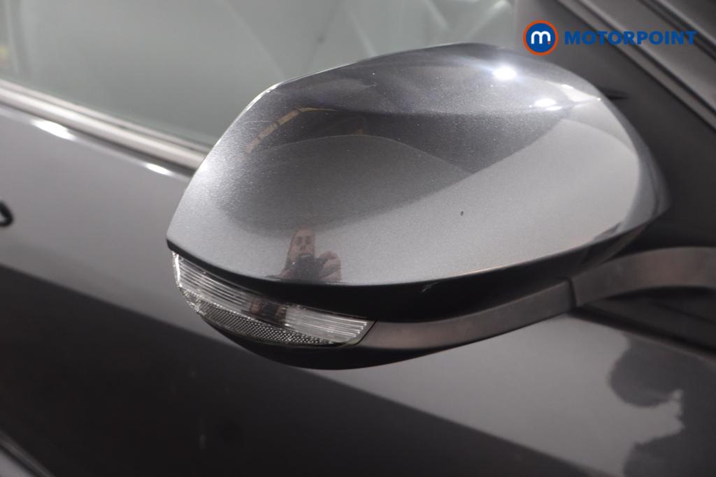 Used Toyota Yaris 2020 for sale - 76984940: Photo 26