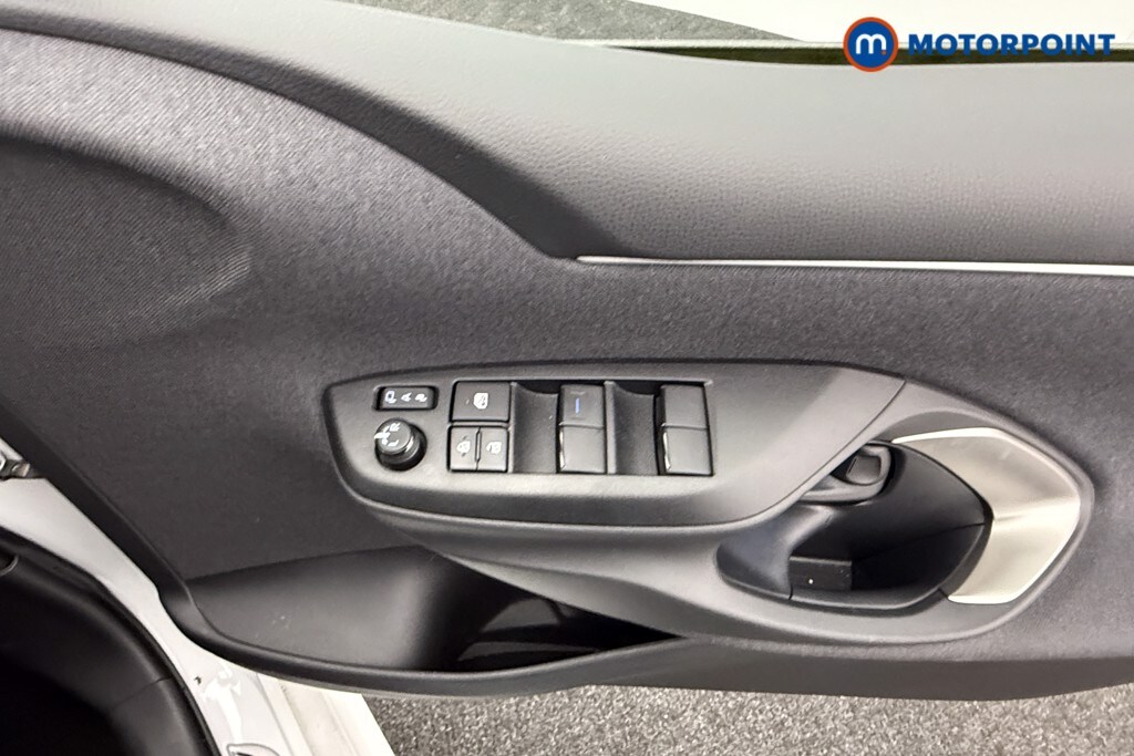 Used Toyota Yaris 2023 for sale - 76046825: Photo 24