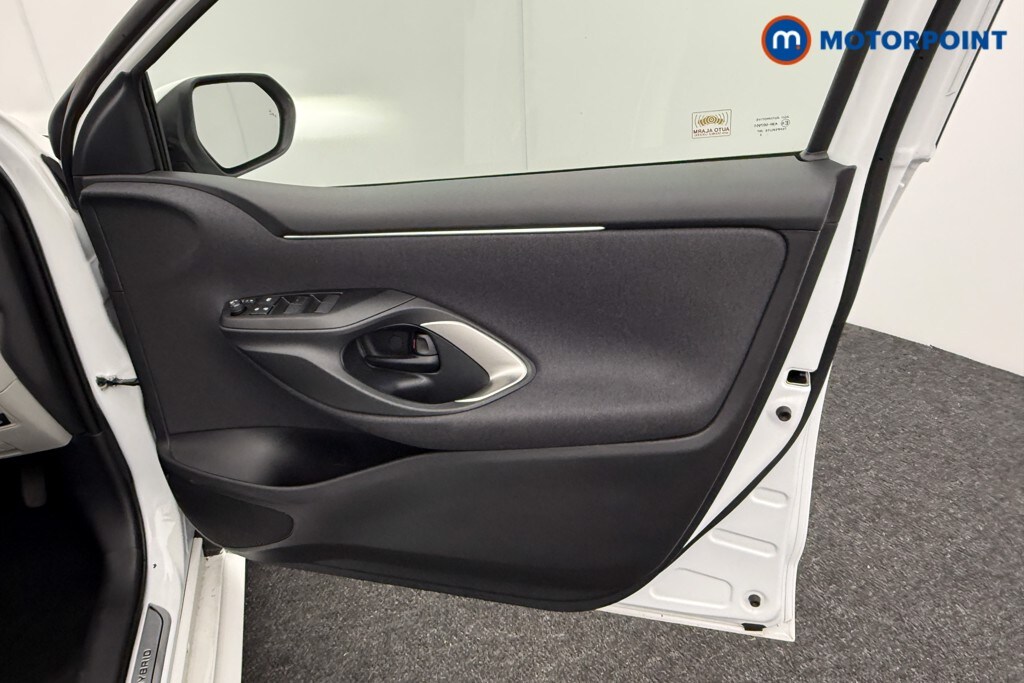 Used Toyota Yaris 2023 for sale - 76046825: Photo 25