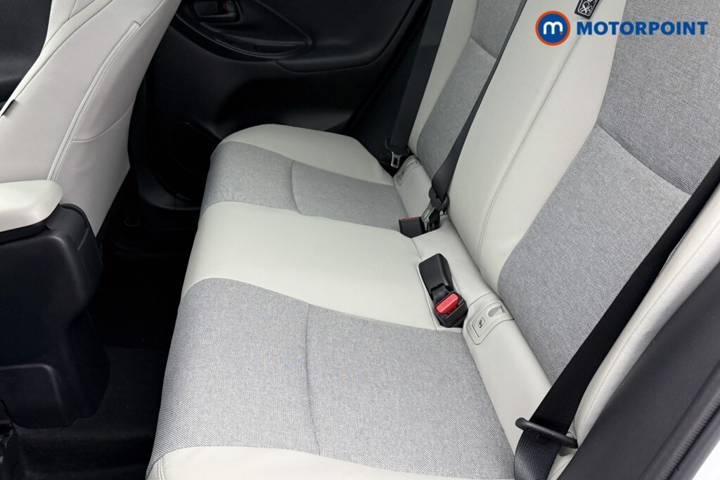 Used Toyota Yaris 2023 for sale - 76046825: Photo 31