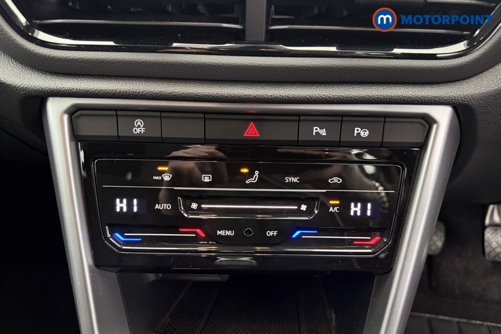 Used Volkswagen T-Roc 2023 for sale - 77916764: Photo 11