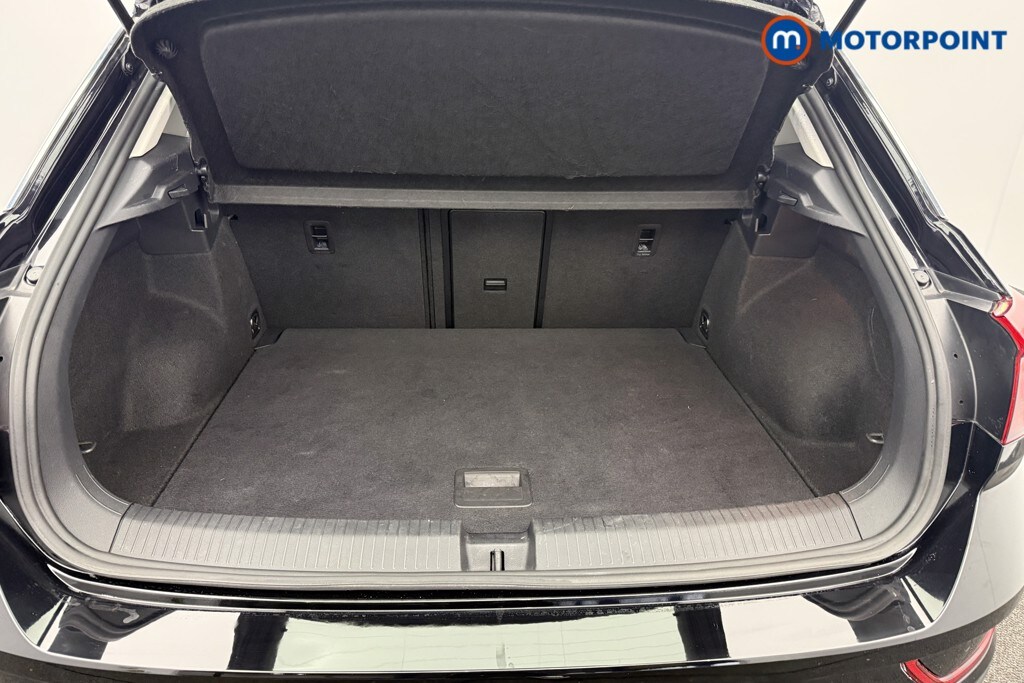 Used Volkswagen T-Roc 2023 for sale - 77916764: Photo 22