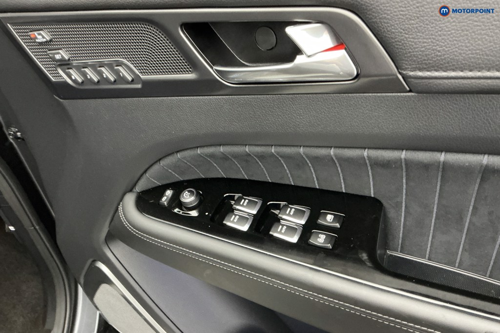 Used Ssangyong Rexton 2023 for sale - 77207961: Photo 32