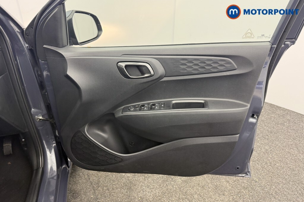 Used Hyundai i10 for sale - 77364629: Photo 23