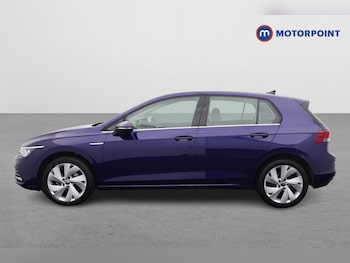 Used Volkswagen Golf 2024 for sale - 76298160: Photo