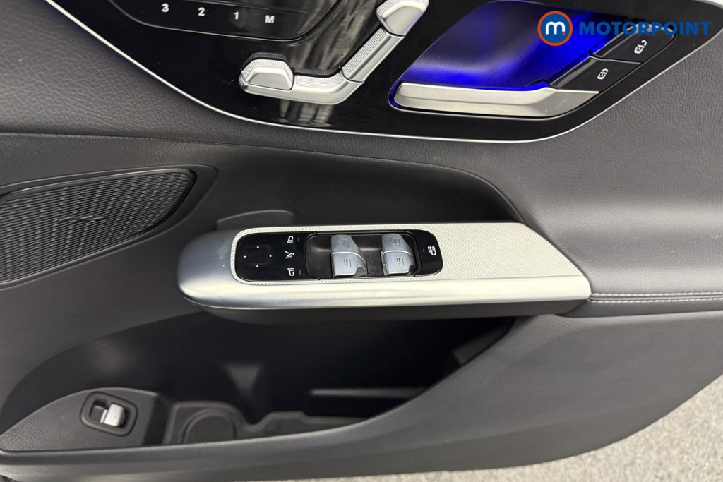 Used Mercedes-Benz GLC 2023 for sale - 76946231: Photo 15