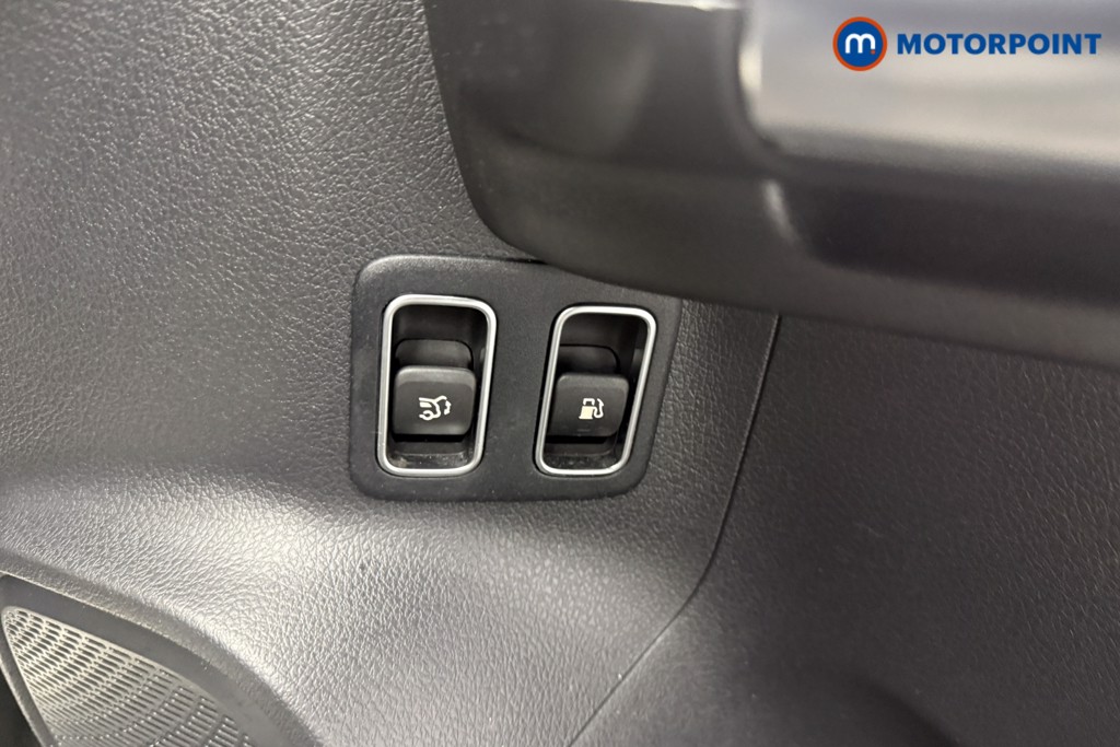 Used Mercedes-Benz GLA 2021 for sale - 76650734: Photo 18