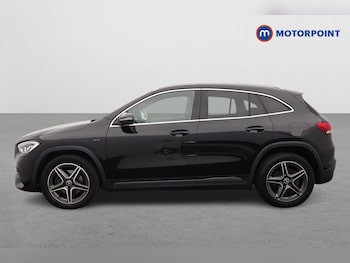 Used Mercedes-Benz GLA 2021 for sale - 76650734: Photo