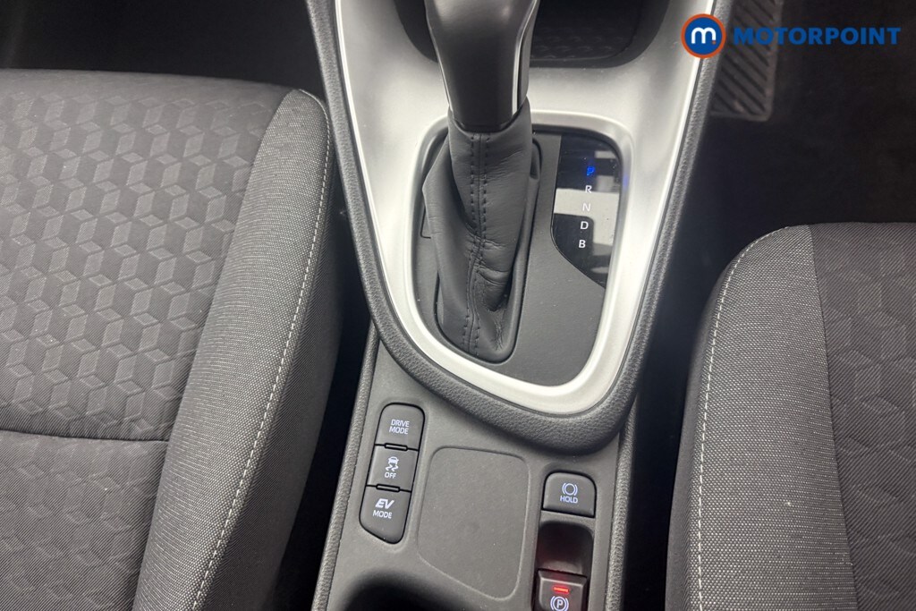 Used Toyota Yaris 2022 for sale - 77582352: Photo 26