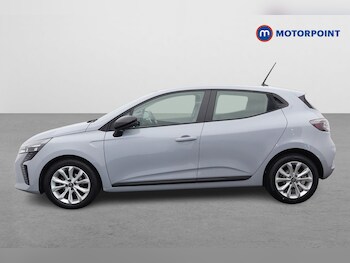 Used Renault Clio 2024 for sale - 79240941: Photo