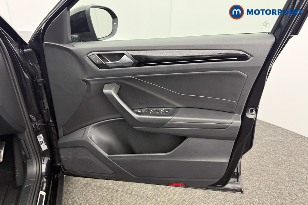 Used Volkswagen T-Roc 2025 for sale - 77297580: Photo 26