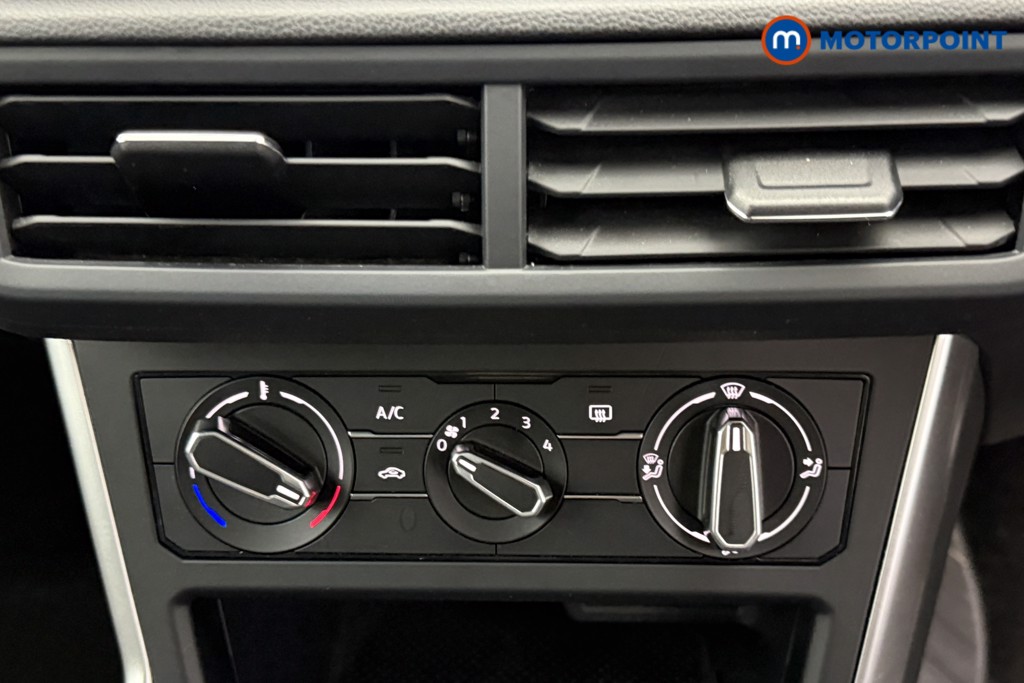 Used Volkswagen Polo 2024 for sale - 77259301: Photo 10