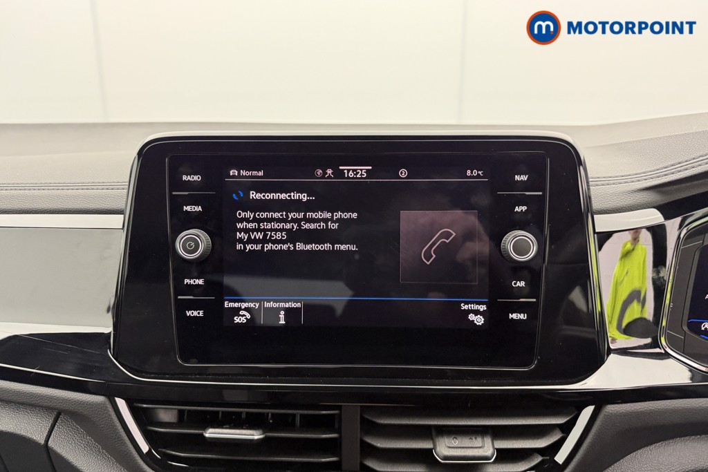 Used Volkswagen T-Roc 2025 for sale - 77421062: Photo 16