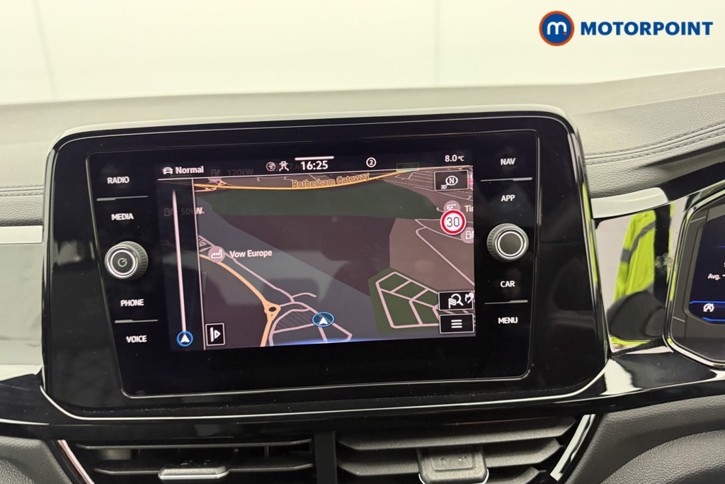 Used Volkswagen T-Roc 2025 for sale - 77421062: Photo 17