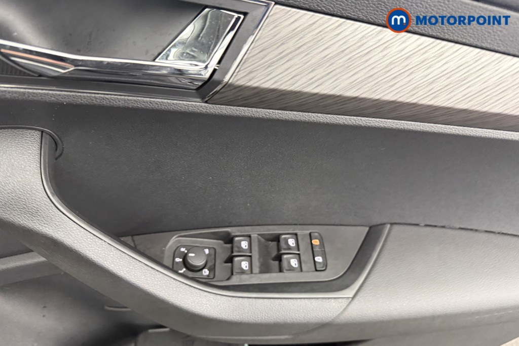 Used Skoda Karoq 2025 for sale - 77354870: Photo 25