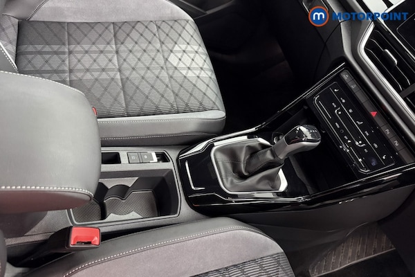 Used Volkswagen T-Roc 2023 for sale - 76008905: Photo 25